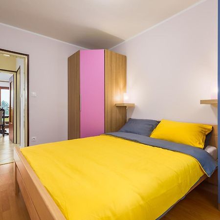 Apartments Vilma Lovran Ruang foto